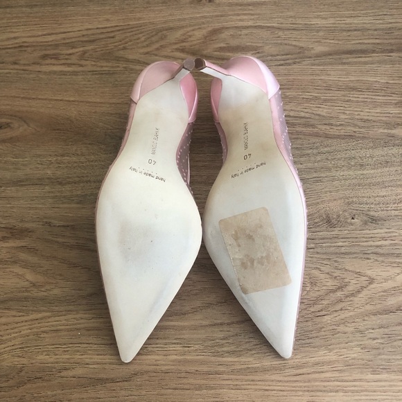 NIB $795 Manolo Blahnik BB Swiss Dot Pointed Toe Pump in Pink - size 10 / 40! - Picture 11 of 16